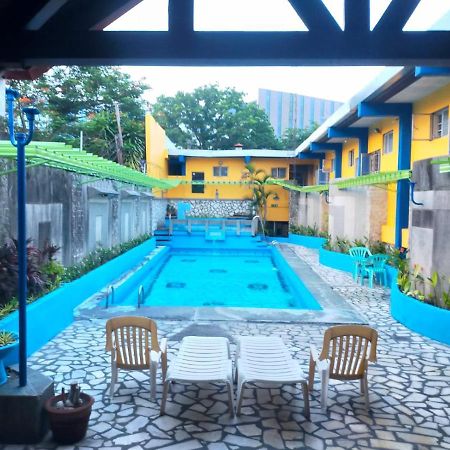 2 Hotel Saleh Angeles Exterior photo