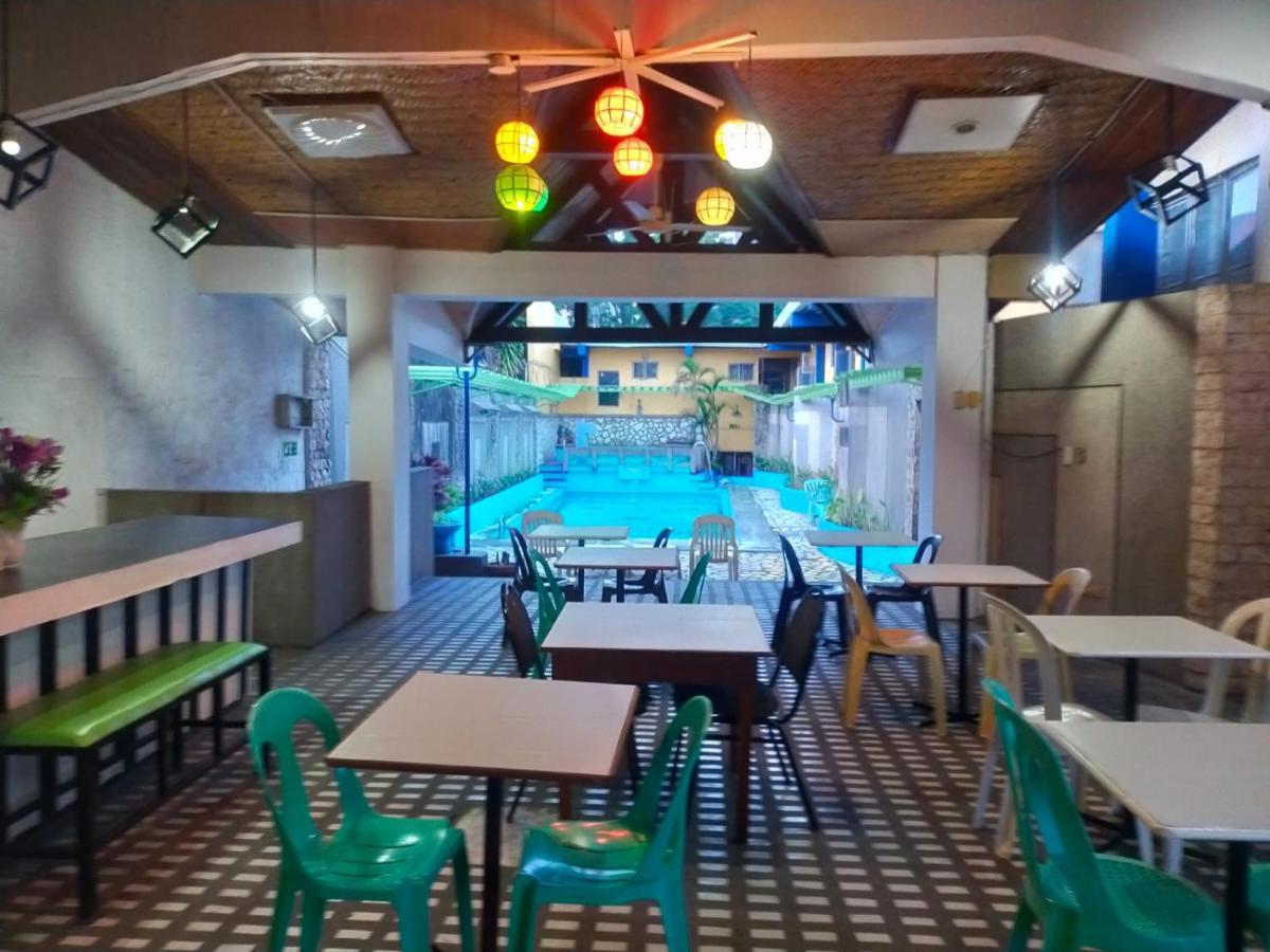 2 Hotel Saleh Angeles Exterior photo